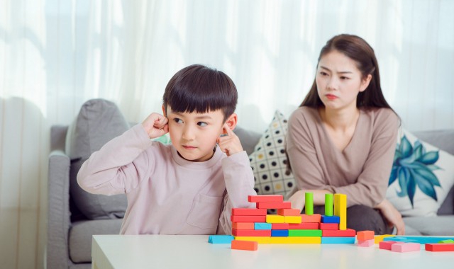 港股概念追踪 | 国家医保局支持脑机接口技术进入临床并收费 商业化应用落地有望加速(附概念股)